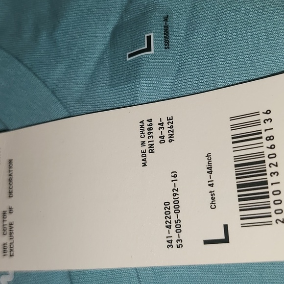 Uniqlo x KAWS - Picture 3 of 3